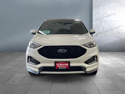 2023 Ford Edge — side profile view