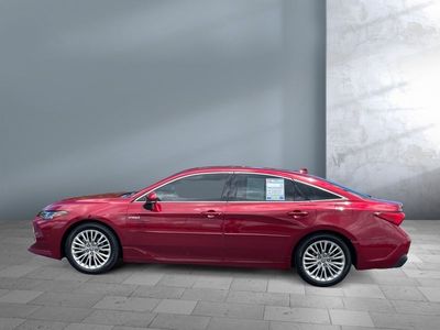 2020 Toyota Avalon — rear three-quarter view