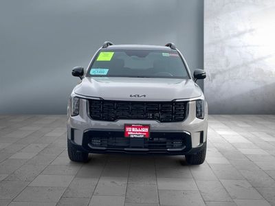 2026 Kia Sorento — side profile view