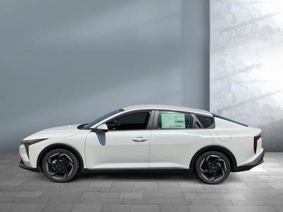 2026 Kia K4 — rear three-quarter view