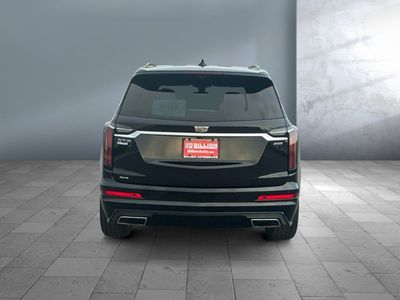 2021 Cadillac XT6 — detail view
