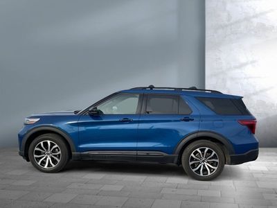 2020 Ford Explorer — rear three-quarter view