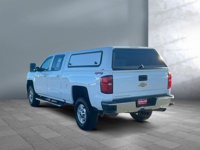 2018 Chevrolet Silverado 2500HD — interior view