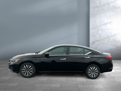 2023 Nissan Altima — rear three-quarter view