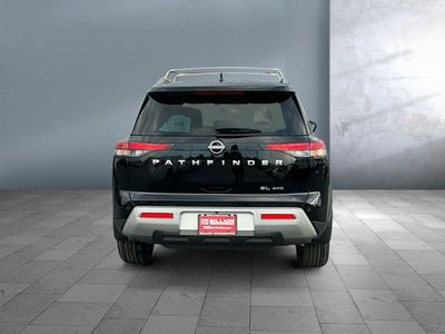 2024 Nissan Pathfinder — detail view