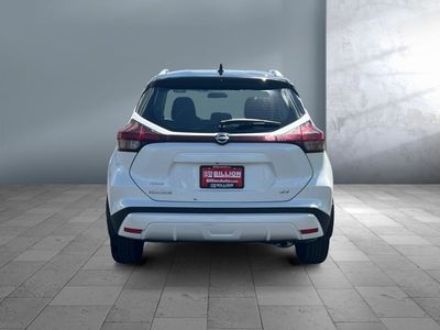 2023 Nissan Kicks — detail view