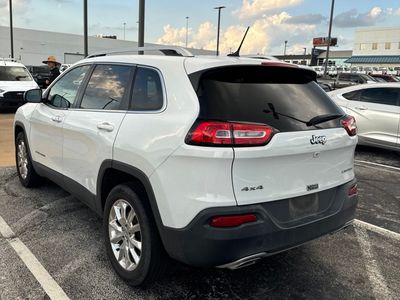 2015 Jeep Cherokee — interior view