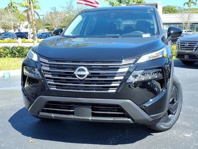 2026 Nissan Rogue — side profile view