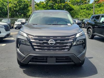 2026 Nissan Rogue — side profile view