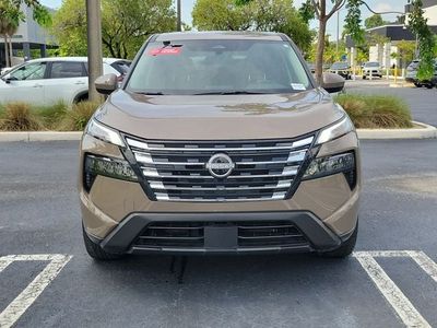 2025 Nissan Rogue — side profile view