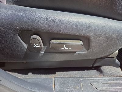 2009 Kia Borrego — detail view