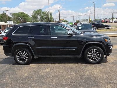 2020 Jeep Grand Cherokee — detail view