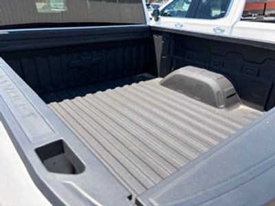 2022 Chevrolet Silverado 1500 — interior view