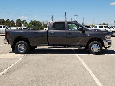 2026 RAM 3500 — detail view