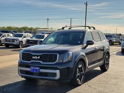 2025 Kia Telluride — side profile view