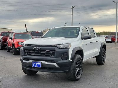 2025 Chevrolet Colorado — side profile view