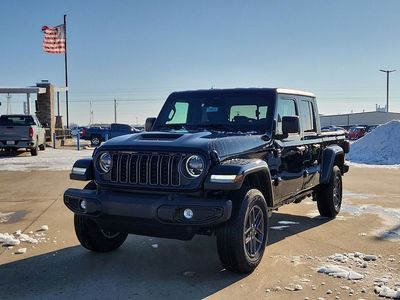 2026 Jeep Gladiator — side profile view
