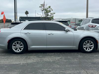 2019 Chrysler 300 — rear three-quarter view