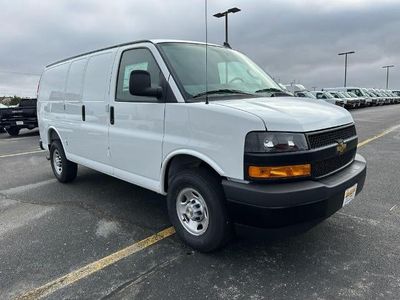 2025 Chevrolet Express Cargo — side profile view