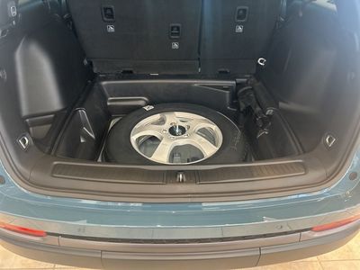 2026 Jeep Grand Cherokee — detail view