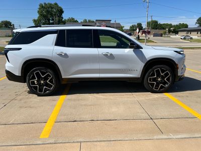 2026 Chevrolet Traverse — detail view