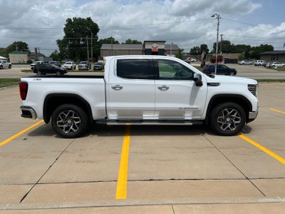 2026 GMC Sierra 1500 — detail view