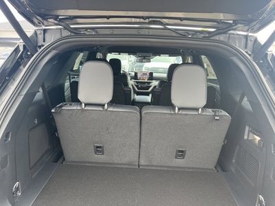 2026 Ford Explorer — detail view