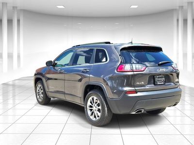 2020 Jeep Cherokee — detail view