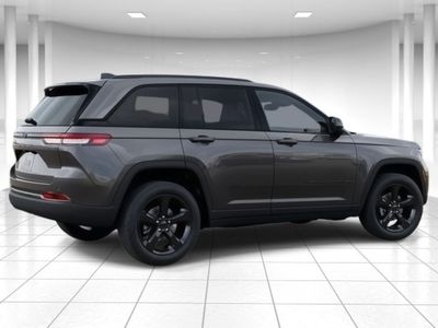 2025 Jeep Grand Cherokee — interior view