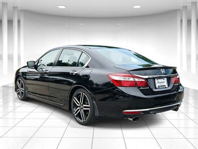 2016 Honda Accord — detail view