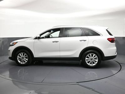 2019 Kia Sorento — side profile view