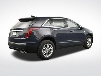 2025 Cadillac XT5 — detail view