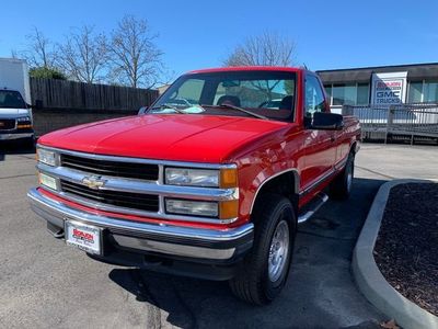 1998 Chevrolet Silverado 1500 — rear three-quarter view