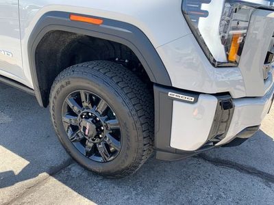 2026 GMC Sierra 2500 HD — detail view