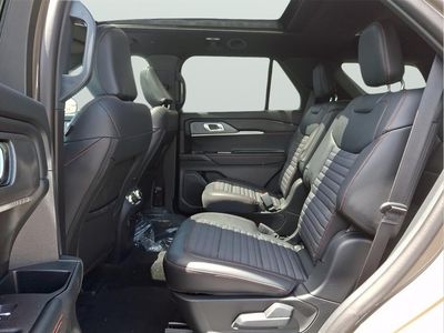 2026 Ford Explorer — detail view