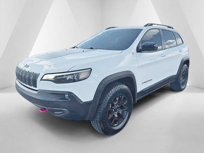 2022 Jeep Cherokee — rear three-quarter view