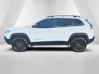 2022 Jeep Cherokee — interior view