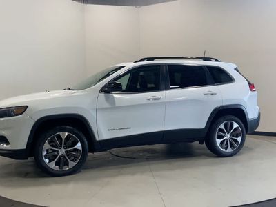 2022 Jeep Cherokee — rear three-quarter view