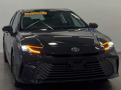 2025 Toyota Camry — side profile view