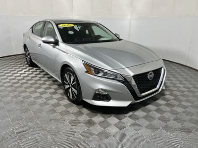 2022 Nissan Altima — side profile view