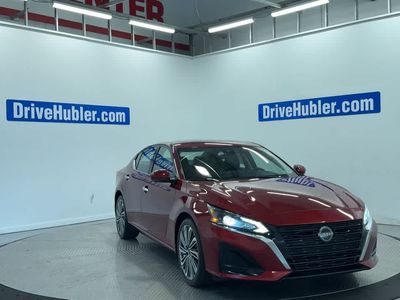 2023 Nissan Altima — detail view