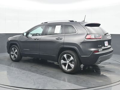 2021 Jeep Cherokee — interior view