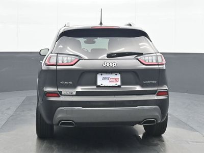 2021 Jeep Cherokee — detail view