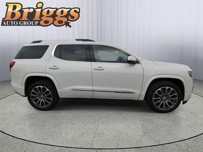 2022 GMC Acadia — detail view