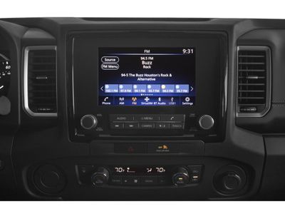 2023 Nissan Frontier — detail view