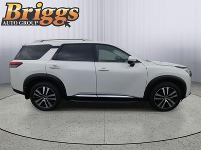 2025 Nissan Pathfinder — detail view
