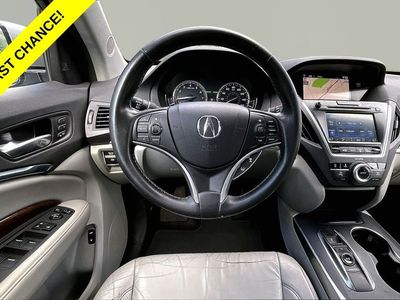 2017 Acura MDX — detail view