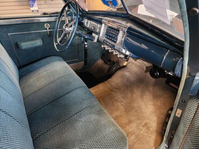 1947 Chrysler New Yorker — side profile view