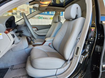 2006 Mercedes-Benz S-Class — interior view