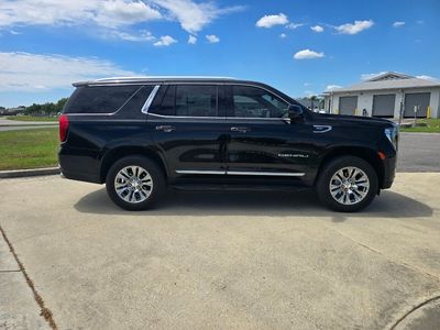 2024 GMC Yukon — detail view